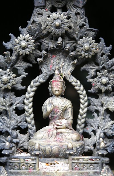 Buddha nel tempio dorato, Patan, Nepal da Unbekannt