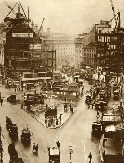 Lavori di costruzione a Piccadilly Circus a Londra da Unbekannt
