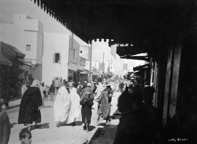Strada trafficata, Rabat, Marocco, anni 