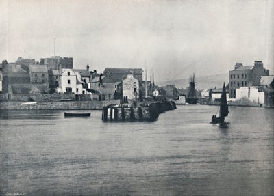 Castletown - Dal molo, mostrando il Castello di Rushen, 1895 da Unbekannt