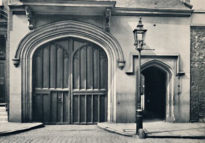 Certosa. Esterno del portale d
