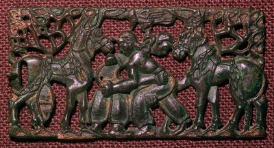 Placca di bronzo cinese di uomini che lottano, V secolo a.C. da Unbekannt