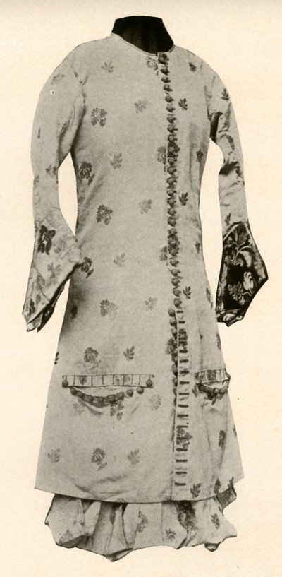 Cappotto e pantaloni completi di broccato di bufalo con fiori e foglie, c1670, 1937 da Unbekannt