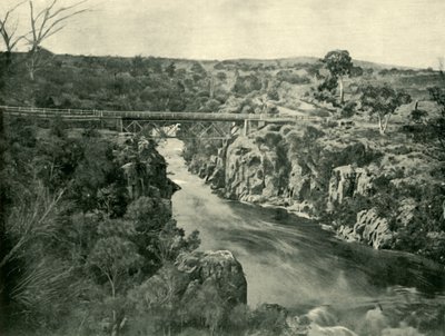Corra Lynn, vicino a Launceston, 1901 da Unbekannt
