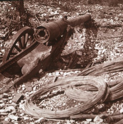 Cannone distrutto, c1917-c1918 da Unbekannt