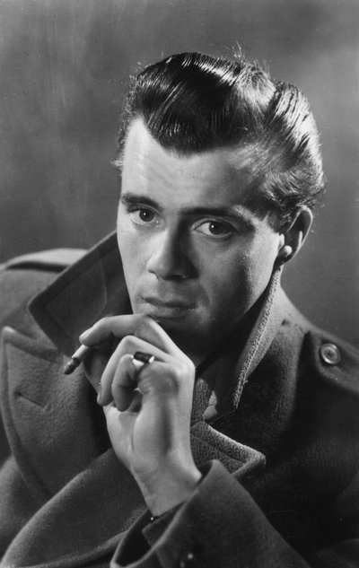 Dirk Bogarde, attore inglese da Unbekannt