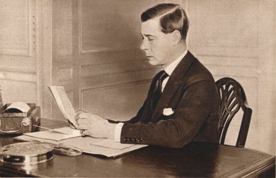 Edoardo VIII che lavora nel suo ufficio a St. James