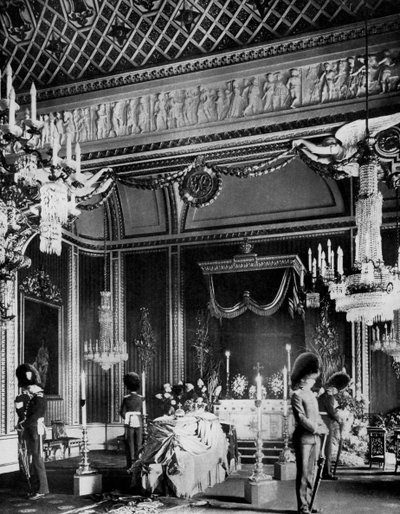 Edoardo VII in stato, Sala del Trono, Buckingham Palace, Londra da Unbekannt