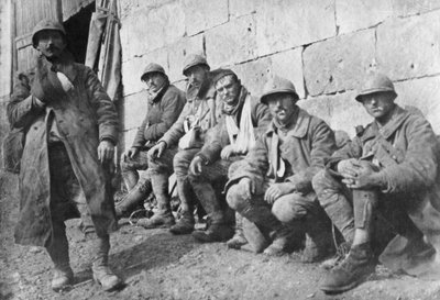 Feriti francesi evacuati dopo la battaglia di Plessis-de-Roye, Piccardia, Francia, 30 marzo 1918 da Unbekannt