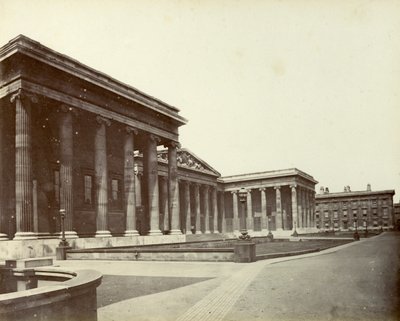 Esterno del British Museum, Great Russell Street, Londra, 1887 da Unbekannt