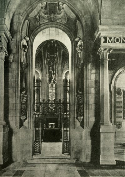 Per i caduti della Scozia - Memoriale di guerra nazionale scozzese. Il santuario con sette vetrate colorate da Unbekannt