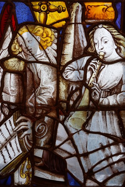 Frammenti di vetrata della chiesa di Saint-Séverin del XV e XVI secolo, Angeli musicisti, Museo Carnavalet a Parigi da Unbekannt