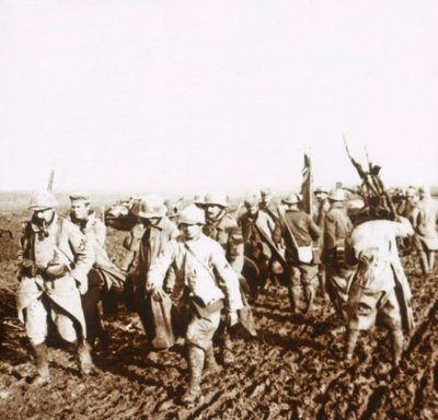 Soldati francesi con prigionieri tedeschi, c1914-c1918 da Unbekannt