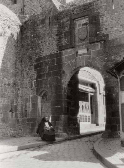 Porta e ingresso all