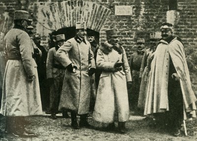Il generale Kusmanek e il principe Francesco Giuseppe alla Fortezza di Przemysl, Prima Guerra Mondiale, 1915, c1920 da Unbekannt