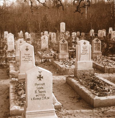 Cimitero tedesco, Carlepont, Francia settentrionale, c1914-c1918 da Unbekannt