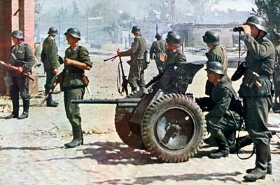 Fanteria tedesca con artiglieria leggera da campo, Russia, 1943 da Unbekannt