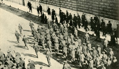 Prigionieri tedeschi della SMS Magdeburg a Pietrogrado, Russia...Agosto 1914 da Unbekannt