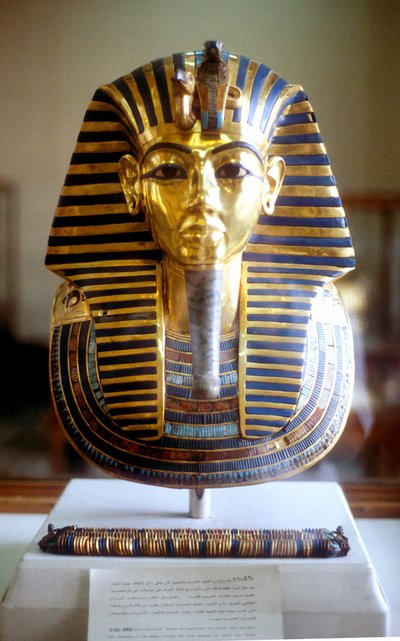Maschera funeraria in oro e lapislazzuli di Tutankhamon, Re d