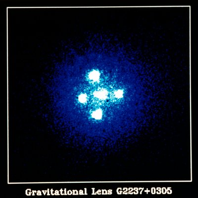 Lente gravitazionale G2237+0305 da Unbekannt