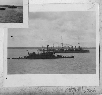 HMS Mersey al largo dell