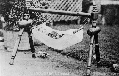 Bambino indù e culla, India, XX secolo da Unbekannt