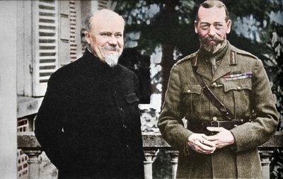 Sua Maestà con il Presidente Poincare al Quartier Generale Generale Britannico in Francia, c1916, 1935 da Unbekannt