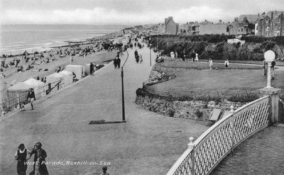 Villeggianti sul West Parade, Bexhill-on-Sea, East Sussex, c1900s-c1920s da Unbekannt