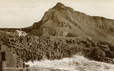 Pilastri orizzontali, Selciato del Gigante, fine XIX-inizio XX secolo da Unbekannt