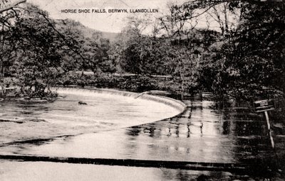 Horseshoe Falls sul fiume Dee, vicino a Llangollen, Galles, inizio XX secolo da Unbekannt