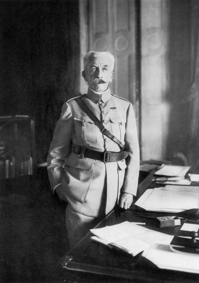 Hubert Lyautey, generale francese della Prima Guerra Mondiale e Ministro della Guerra, 1926 da Unbekannt