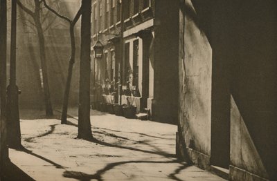 Nel cortile del guardaroba, costruito sul sito di un museo reale, c1935 da Unbekannt
