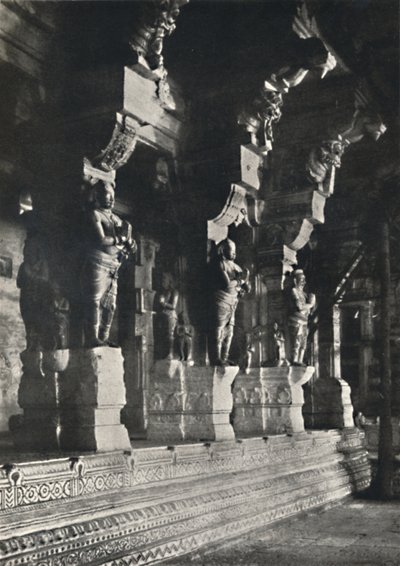 Interno di un tempio indù, Ceylon, 1926 da Unbekannt