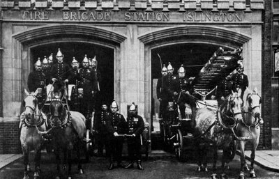Brigata dei pompieri di Islington, Londra, 1901 da Unbekannt
