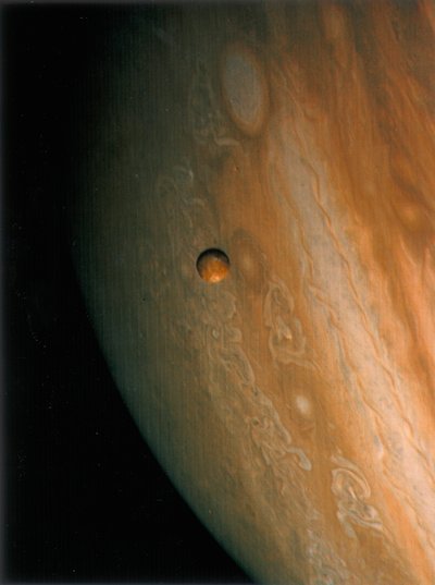 Giove e Io, una delle sue lune, 1979 da Unbekannt