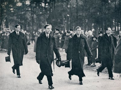 Re Edoardo VIII e i suoi tre fratelli seguono il carro funebre, 1936 da Unbekannt