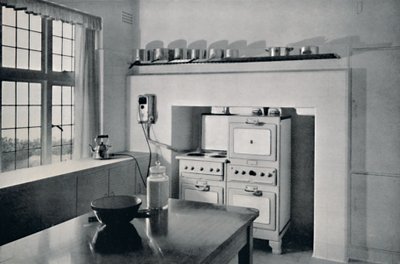 Cucina progettata da R.W. Symonds da Unbekannt