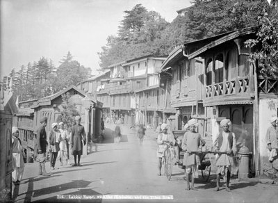 Lakkar Bazaar, con la strada Hindustan e Tibet, Simla, India da Unbekannt