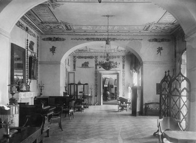 Soggiorno nella villa di Maryino, primi anni 1920 da Unbekannt