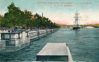 Londra, Thames Embankment - Mostra la Nave Scuola di Addestramento Navale, H.M.S. Buzzard, 1907 da Unbekannt