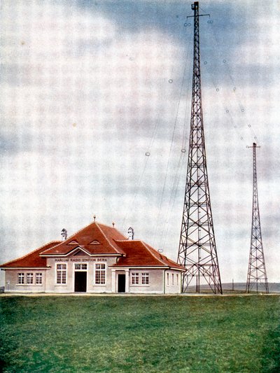 Antenne trasmittenti a onde lunghe in una stazione radio Marconi a Berna, Svizzera, c1925 da Unbekannt