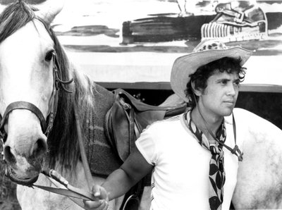 Lucio Battisti con un cavallo da Unbekannt