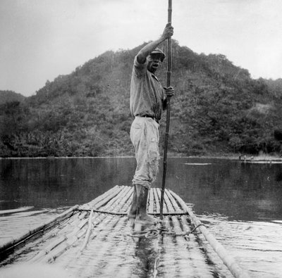 Uomo su una zattera, Kingston, Giamaica, 1931 da Unbekannt