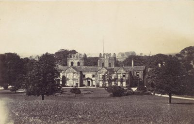 Casa padronale con due torri vista dai terreni, anni 1860 da Unbekannt