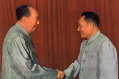 Mao Zedong e Deng Xiaoping, leader comunisti cinesi, c1960s da Unbekannt
