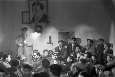 Riunione di lavoratori, Comiso, Sicilia, Italia da Unbekannt