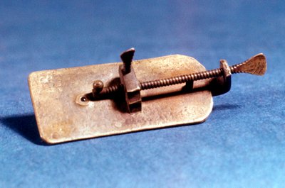 Microscopio di Anton Van Leeuwenhoek, olandese, c1670 da Unbekannt