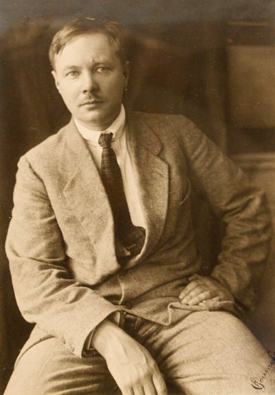 Mikhail Fyodorovich Larionov 1881-1964, primi anni 