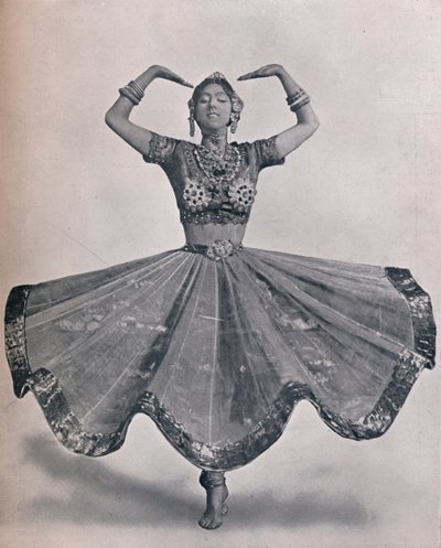 Miss Ruth St. Denis nella sua straordinaria danza indiana orientale al Teatro Aldwych, 1906 da Unbekannt