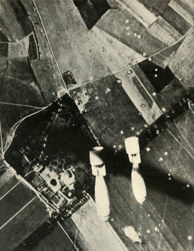 Altre bombe britanniche su un aeroporto nemico, 1939-1940, 1941 da Unbekannt